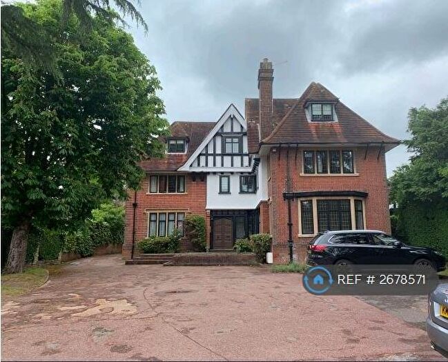 2 Bedroom Flat To Rent In Tudor Gables, Northwood, HA6
