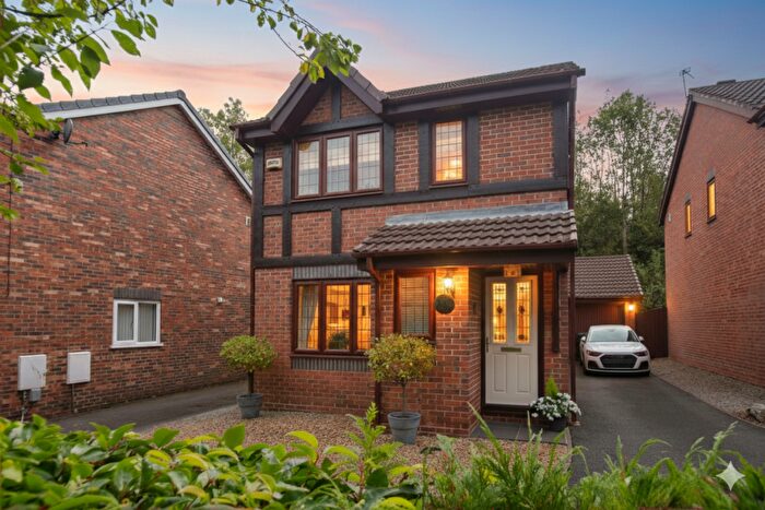 3 Bedroom Detached House For Sale In Ashdown Drive, Clayton-le-Woods, PR6