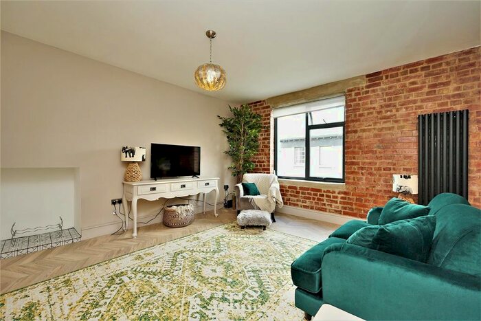 3 Bedroom Flat To Rent In Benson Street, Ulverston, LA12