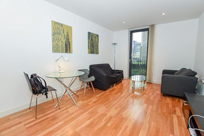 1 Bedroom Flat To Rent In The Hub, Piccadilly Place, City Centre, Manchester, M1