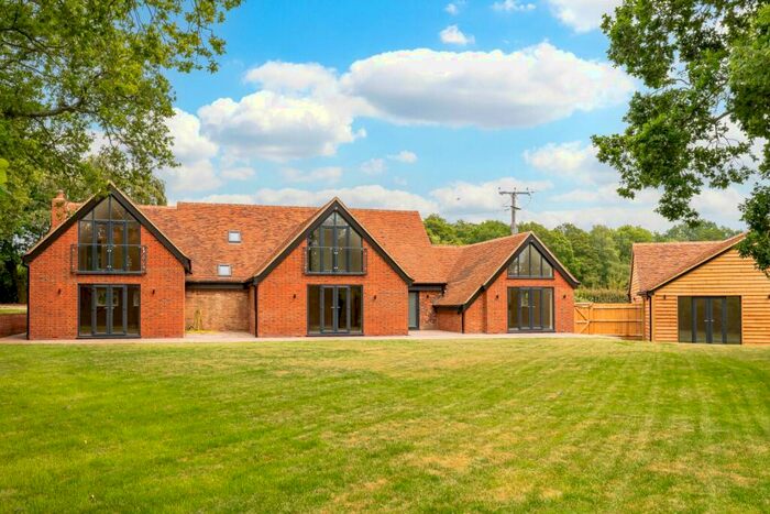 4 Bedroom Detached House For Sale In Ledgemore Lane, Great Gaddesden, Hemel Hempstead, Hertfordshire, HP2