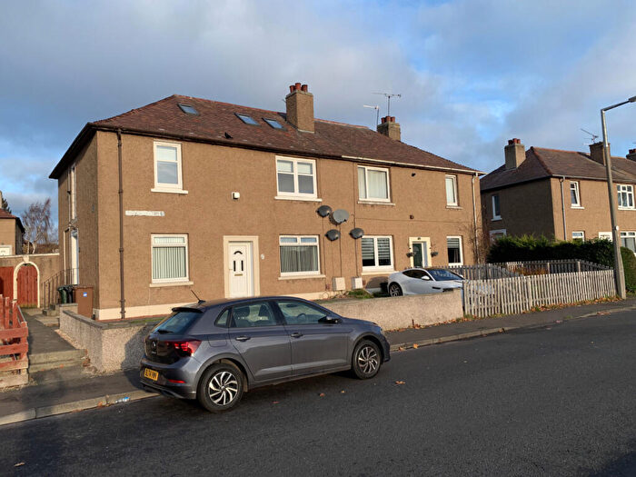 3 Bedroom Duplex To Rent In , Parkhead Drive, Edinburgh, EH11