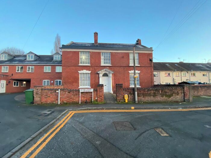 2 Bedroom Flat To Rent In Silver Street, Kidderminster, DY10