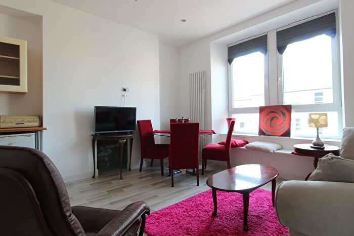 1 Bedroom Flat To Rent In Seaforth Road, Second Floor Left, AB24