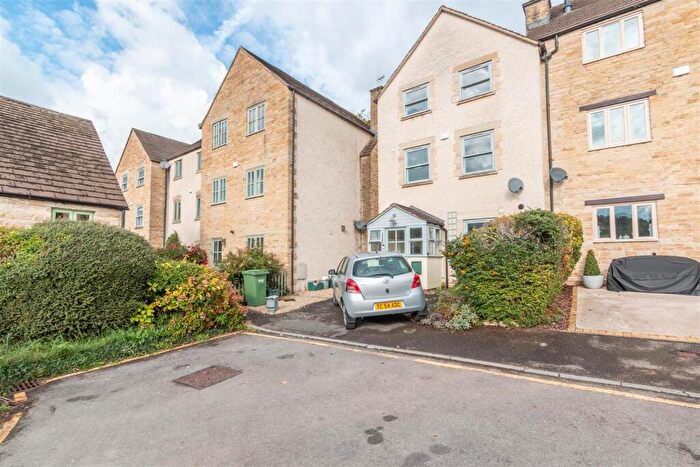 4 Bedroom End Of Terrace House To Rent In Higher Newmarket Road, Nailsworth, GL6