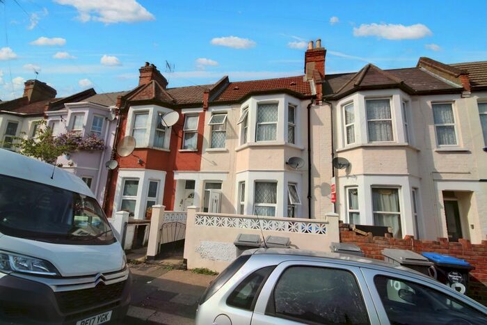 4 Bedroom Terraced House To Rent In Redfern Road, London, NW10