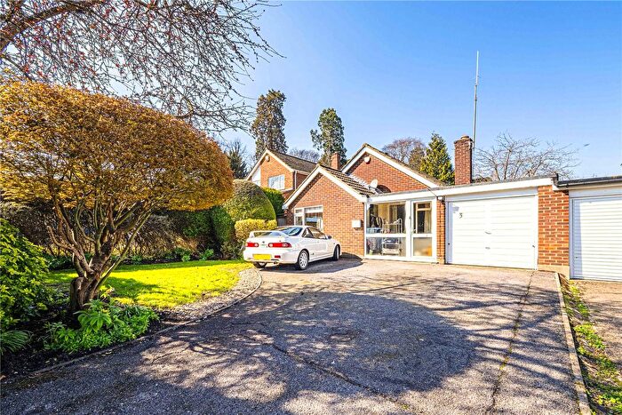2 Bedroom Bungalow For Sale In Moore Road, Berkhamsted, Hertfordshire, HP4