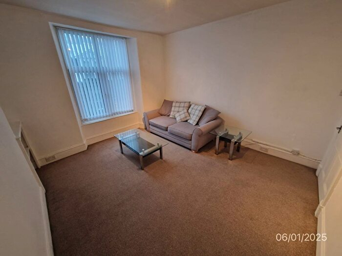 1 Bedroom Flat To Rent In Chapel Street, Second Floor Left, Aberdeen, AB10