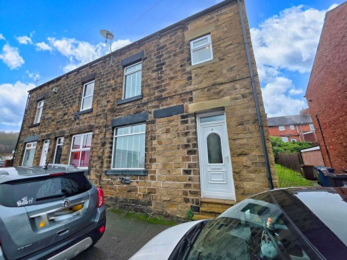 3 Bedroom End Terrace House For Sale In Meadow Street, Barnsley, S71