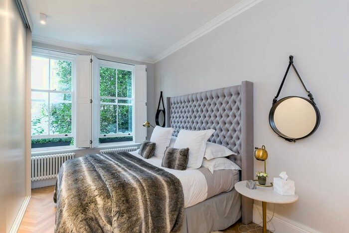 2 Bedroom Flat To Rent In Beaufort Street, Chelsea, London, SW3