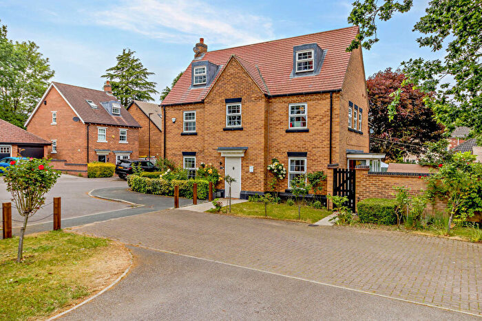 5 Bedroom Detached House For Sale In Woodlands Gardens, Edenthorpe, Doncaster, DN3