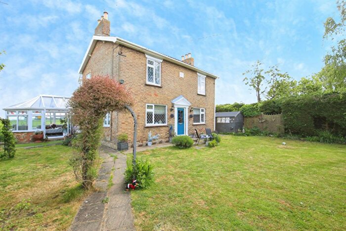 5 Bedroom Detached House For Sale In Whittlesey Road, Benwick, March, PE15