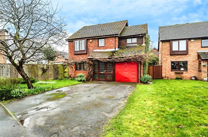 4 Bedroom Detached House For Sale In Tithe Barn Drive, Maidenhead, Berkshire, SL6