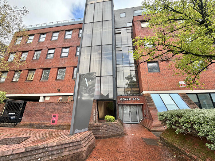 2 Bedroom Apartment For Sale In High Street North, Poole, BH15