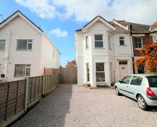 3 Bedroom Maisonette To Rent In Stewart Road, Bournemouth BH8