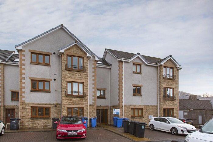 2 Bedroom Flat To Rent In Miller Road, Dunfermline, Fife, KY12