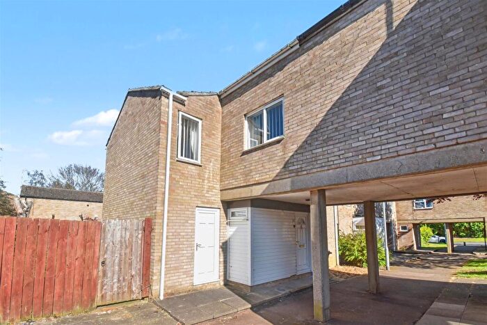 4 Bedroom End Of Terrace House For Sale In Dorking Walk, Corby, NN18