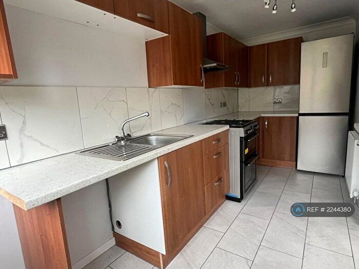 2 Bedroom Terraced House To Rent In Barke Road, Cumbernauld, Glasgow, G67