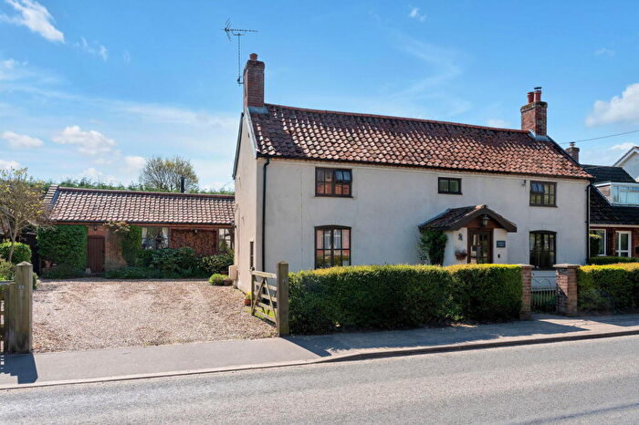 3 Bedroom Detached House For Sale In Mill Road, Hempnall, NR15