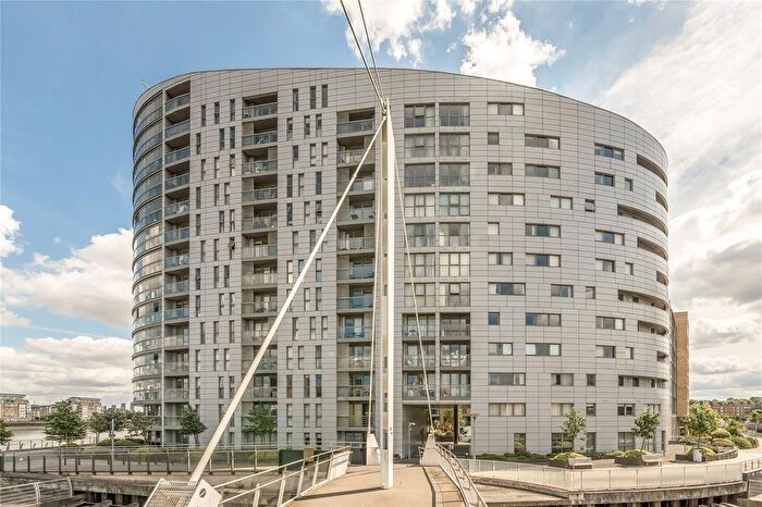 2 Bedroom Flat To Rent In Admirals Tower, Dowells Street, Greenwich, London, SE10