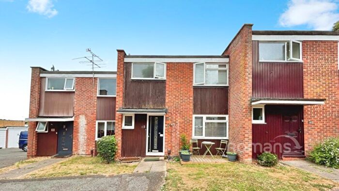 3 Bedroom Terraced House For Sale In Kennet Close, Basingstoke, Hampshire, RG21
