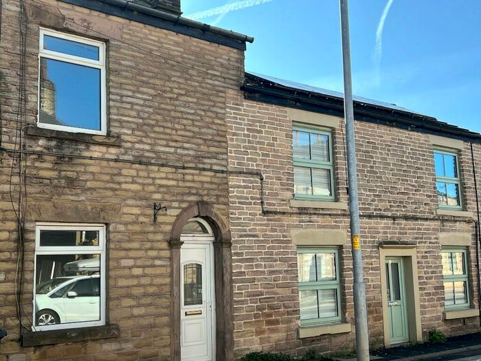 2 Bedroom Terraced House To Rent In Stockport Road, OL5