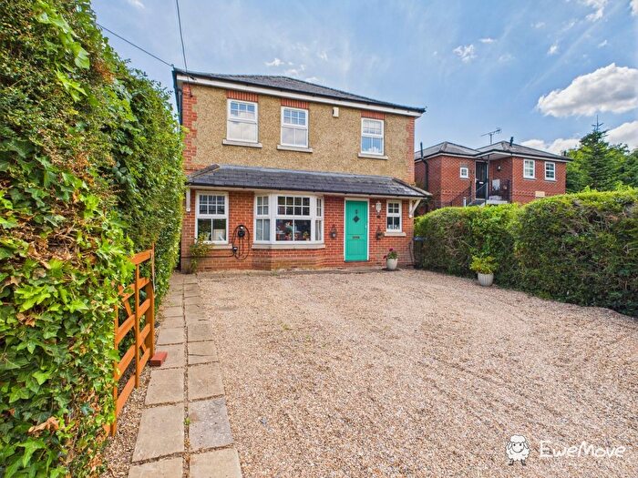 4 Bedroom Detached House For Sale In Spring Lane, Colden Common, Winchester, Hampshire, SO21