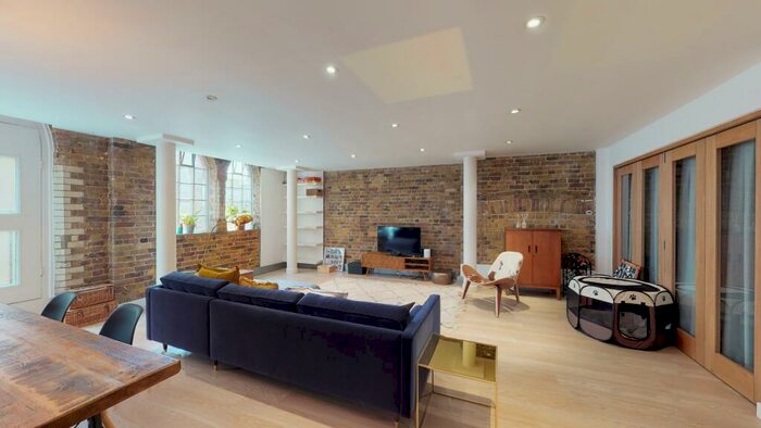 2 Bedroom Flat To Rent In Leonard Street, Shoreditch, London, EC2A