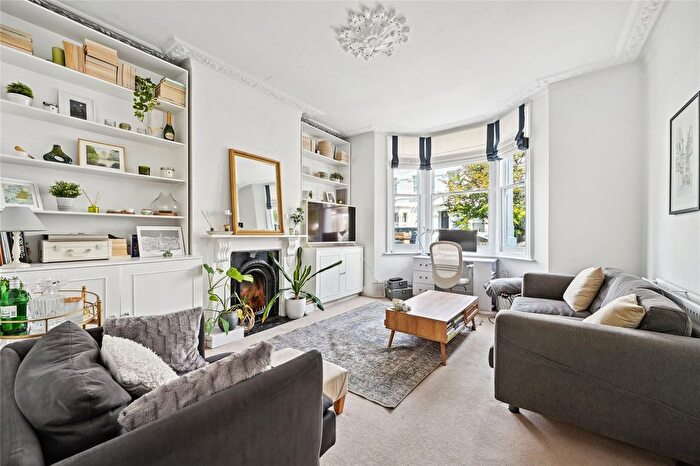 1 Bedroom Flat To Rent In St. Maur Road, London, SW6