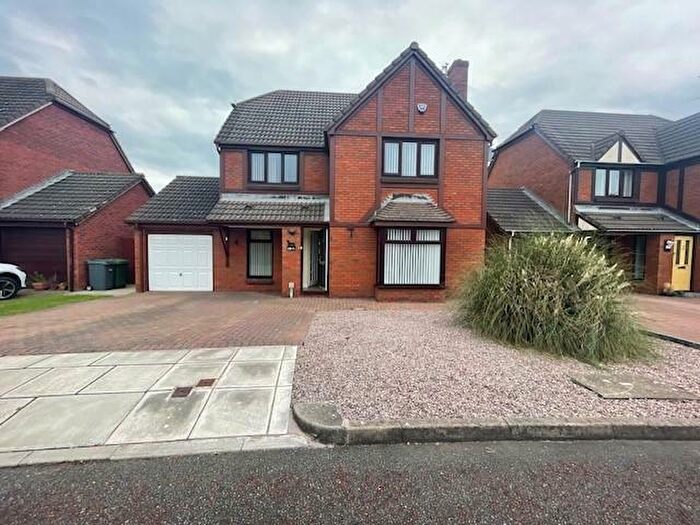 4 Bedroom Detached House To Rent In The Heathlands, Moreton, Wirral, CH46
