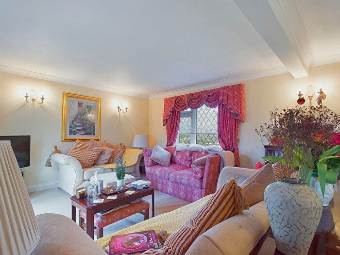 2 Bedroom Detached Bungalow For Sale In The Heights, Findon Valley, Worthing, BN14