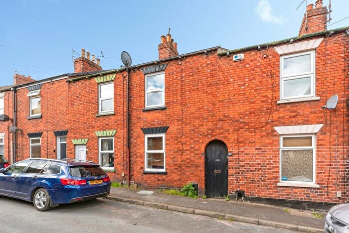 2 Bedroom Terraced House For Sale In Norton Street, Grantham, NG31