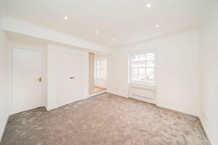1 Bedroom Flat To Rent In Allitsen Road, St John's Wood, NW8