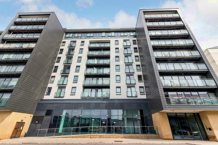1 Bedroom Flat To Rent In La Salle, Leeds Dock, LS10