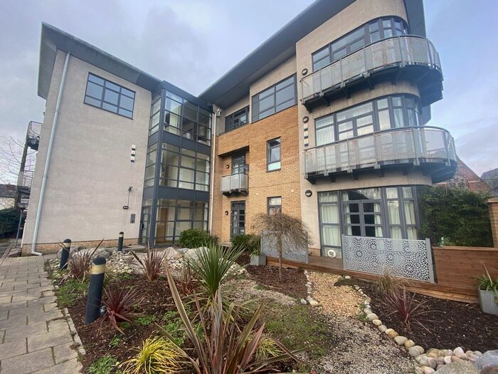 2 Bedroom Apartment To Rent In Mayfair Gardens, Whitefield, M45