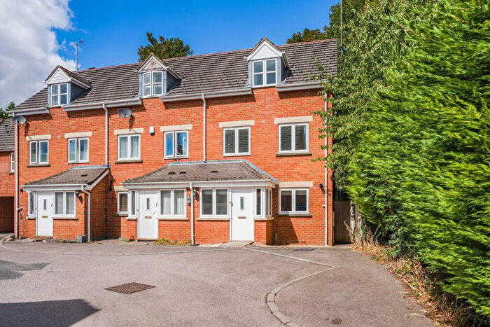 3 Bedroom Town House For Sale In Inglecote Close, Charlton Kings, Cheltenham, GL52