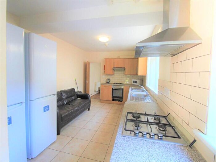 1 Bedroom House To Rent In Colum Road, Cathays, Cardiff, CF10