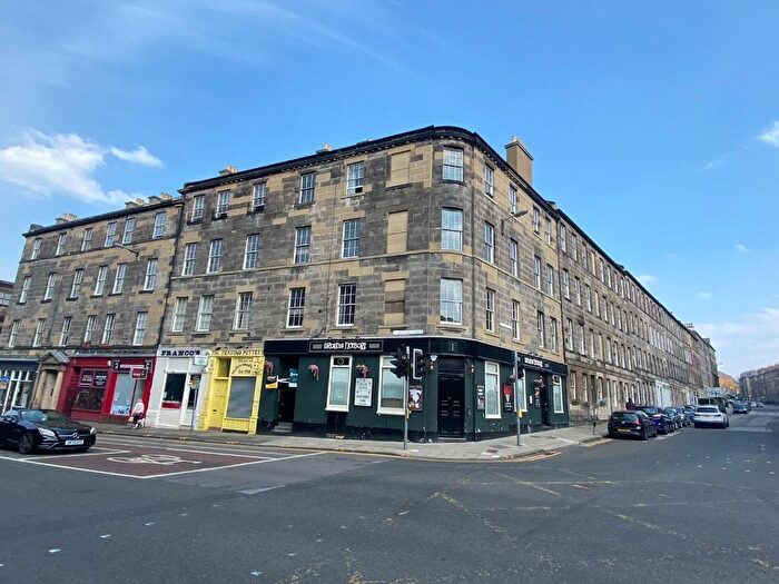 4 Bedroom Flat To Rent In Summerhall Place, Newington, Edinburgh, EH9