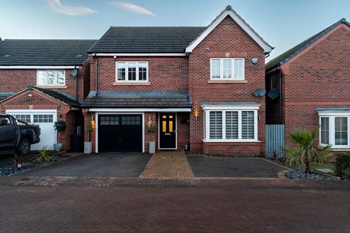 4 Bedroom Detached House For Sale In Summerhouse Drive, Sheffield, S8