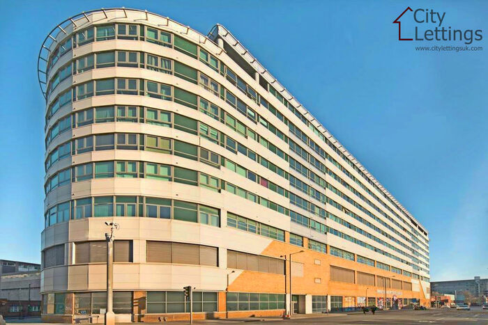 Studio To Rent In Marco Island, City Centre, NG1