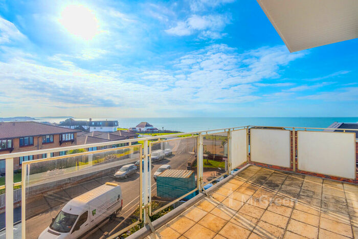 2 Bedroom Apartment To Rent In Warren Edge Road, Bournemouth, BH6