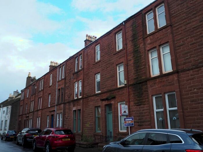 2 Bedroom Flat To Rent In Gateside Street, Largs, North Ayrshire, KA30