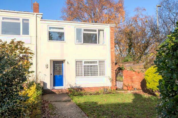 3 Bedroom End Of Terrace House To Rent In Hounsdown, SO40