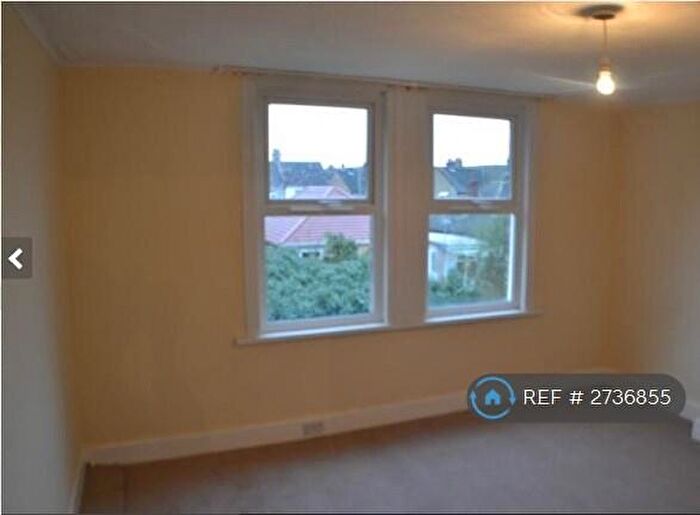 3 Bedroom Maisonette To Rent In Eastcote Road, Harrow, HA2