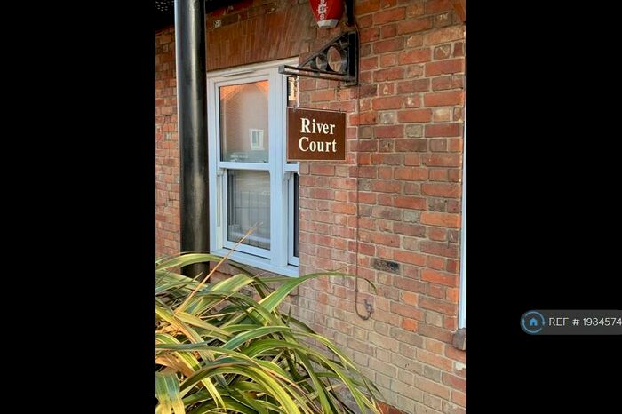 1 Bedroom Maisonette To Rent In River Court, Lymington, SO41