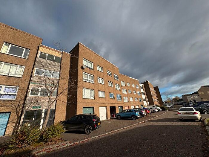 2 Bedroom Flat To Rent In Melrose Road, Greenfaulds, Cumbernauld, G67