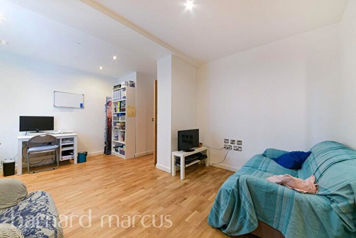 1 Bedroom Flat To Rent In Lansdowne Road, Croydon, CR0