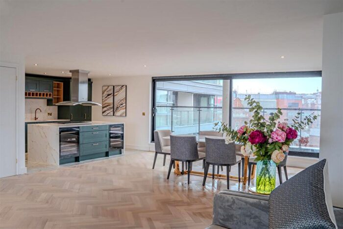 3 Bedroom Apartment For Sale In Colquitt Street, Liverpool, L1