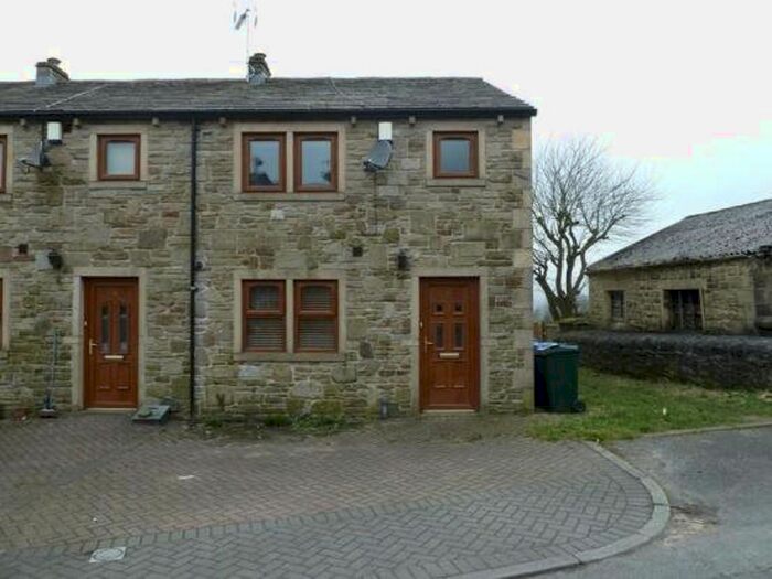 3 Bedroom Terraced House To Rent In Pinfold Farm Mews, Edenfield, BL0