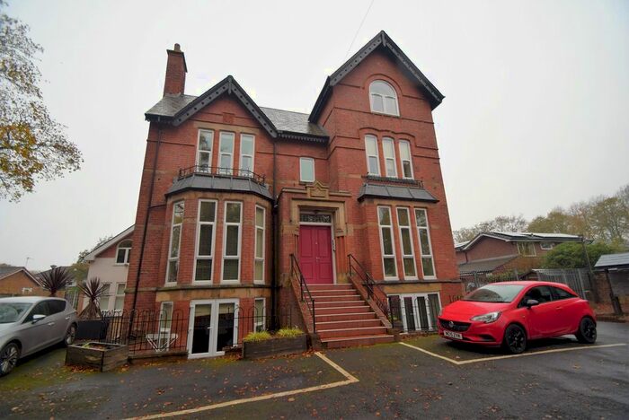 3 Bedroom Flat To Rent In Cavendish House, Cavendish Road, Eccles, M30
